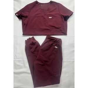Figs Women's Scrub Set in Burgundy